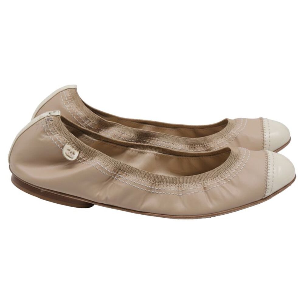 Chanel CC Cap-Toe Ballet Flats in Beige Leather